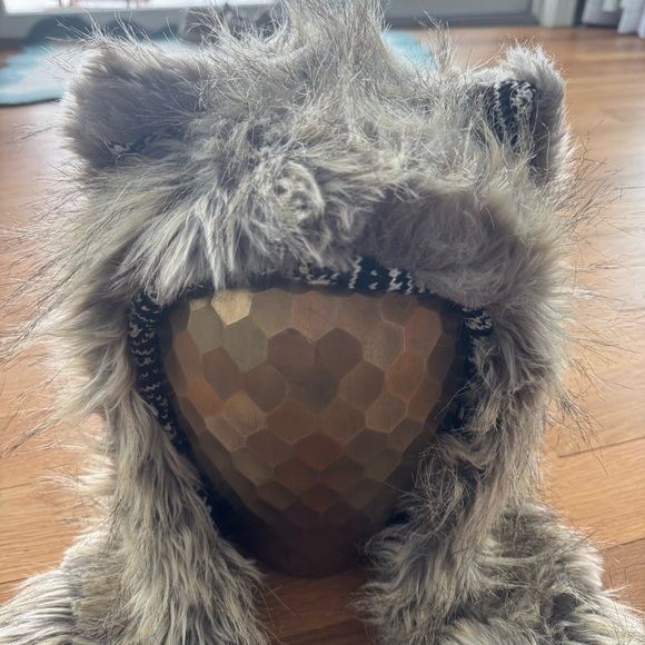 SpiritHoods Faux Fur Wolf Hood Scarf Paw Mitts Made USA 2011–2012 Festival - Picture 2 of 12